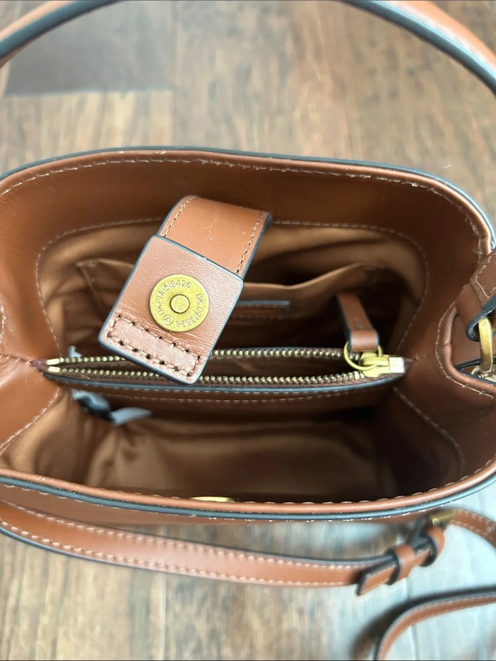 Brown Leather Banana Republic Small Crossbody Bag with Shoulder Strap